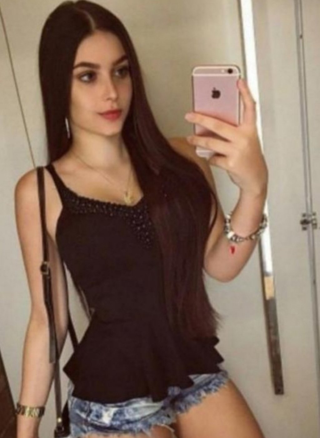 Юля: Проститутка-индивидуалка в Екатеринбурге